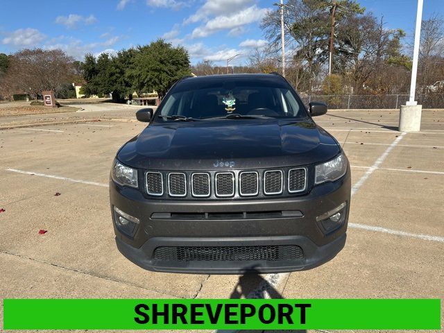 Used 2018 Jeep Compass Latitude image 3