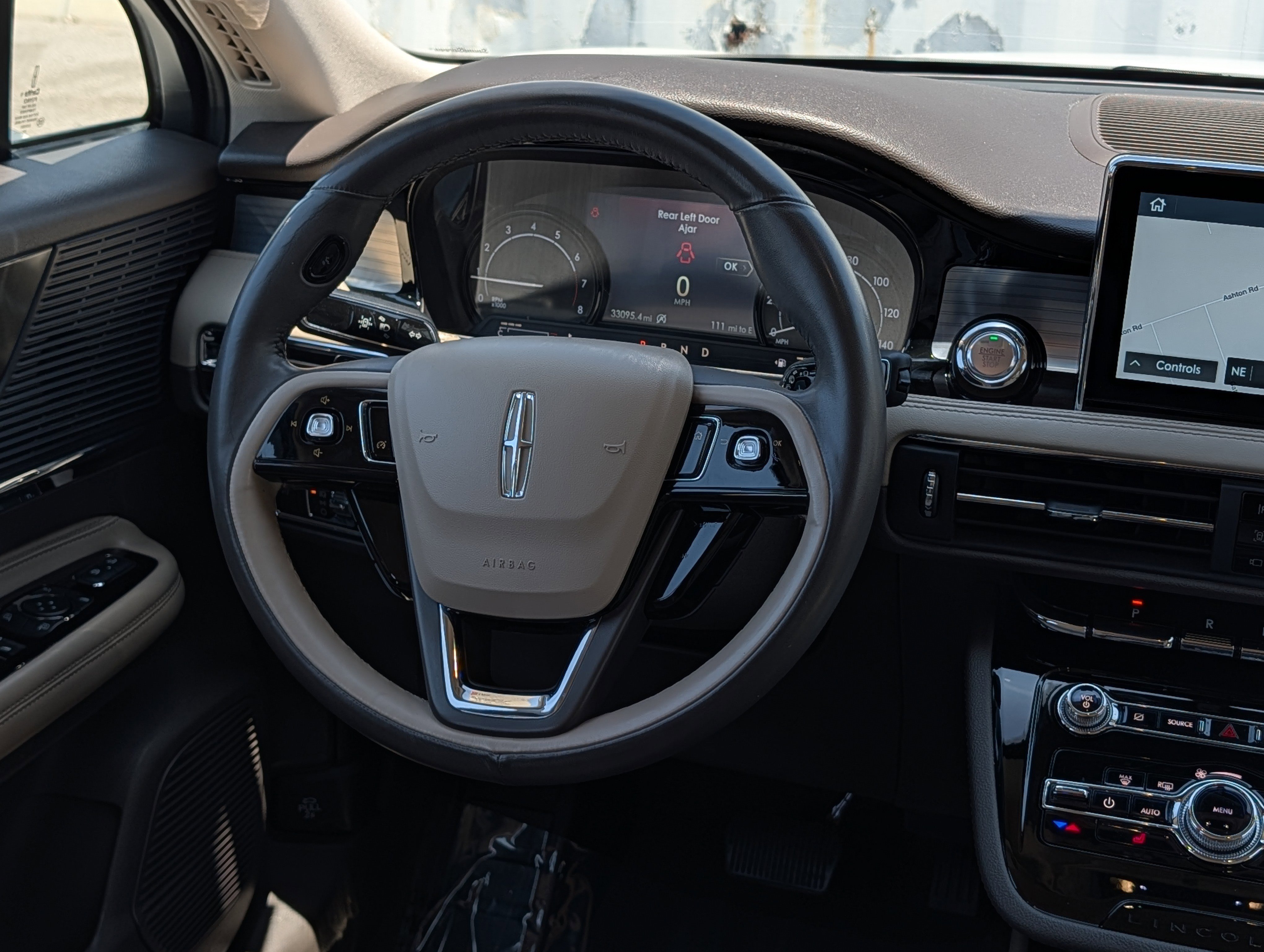 Used 2021 Lincoln Corsair FWD w/ Convenience Package image 17