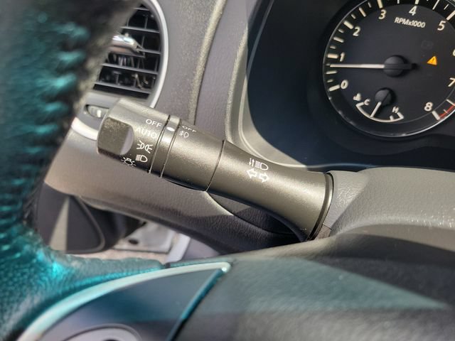 Used 2016 Nissan Pathfinder SL w/ SL Tech Package FWD image 26