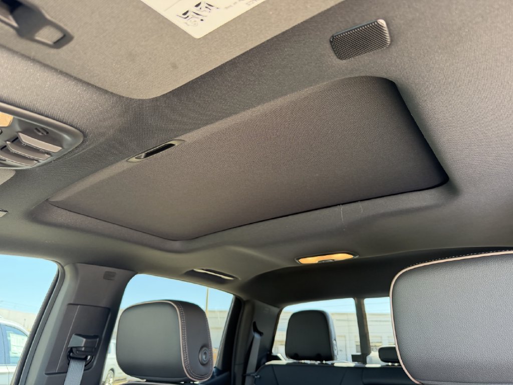 New 2026 GMC Canyon Denali AWD/4WD image 21