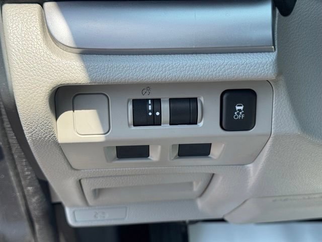 Used 2016 Subaru Forester 2.5i Premium w/ All-Weather Package AWD/4WD image 18