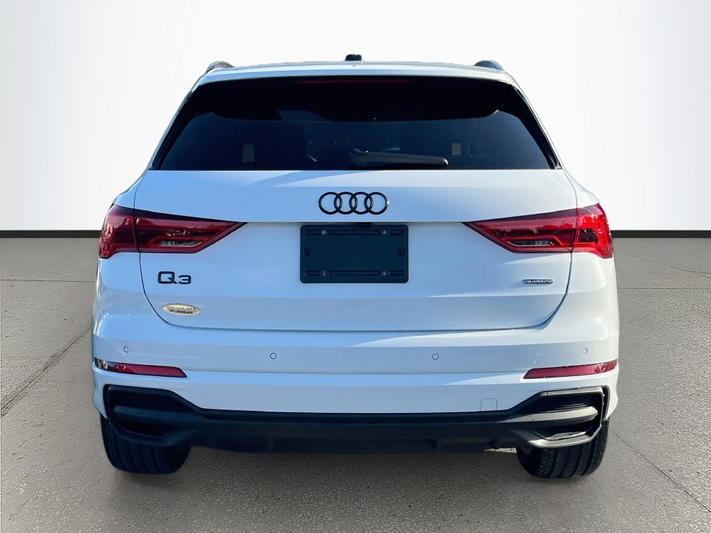 Used 2024 Audi Q3 2.0T Premium Plus w/ Premium Plus Package AWD/4WD image 6