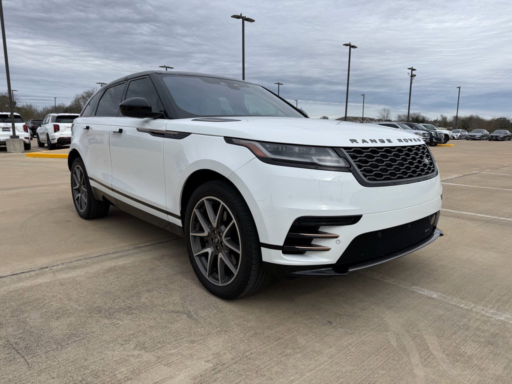 Used 2023 Land Rover Range Rover Velar R-Dynamic S image 3