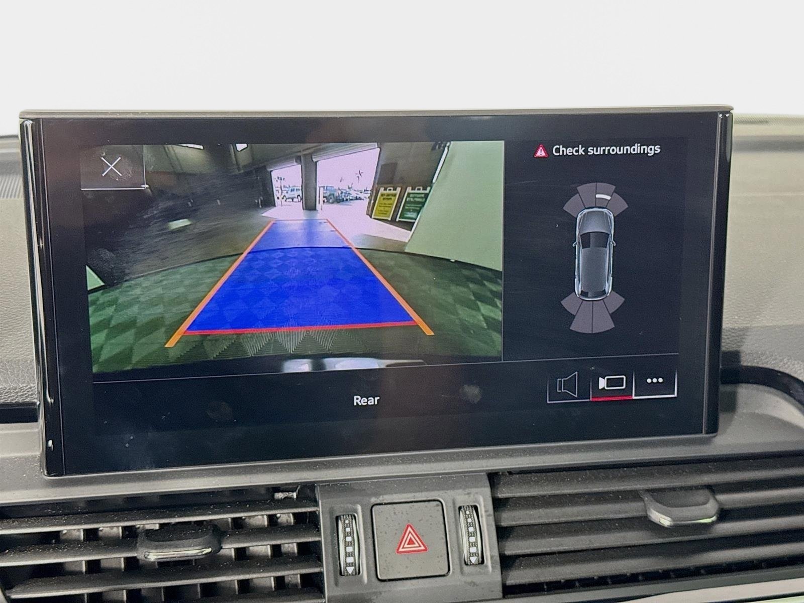 Used 2022 Audi Q5 2.0T Premium image 17