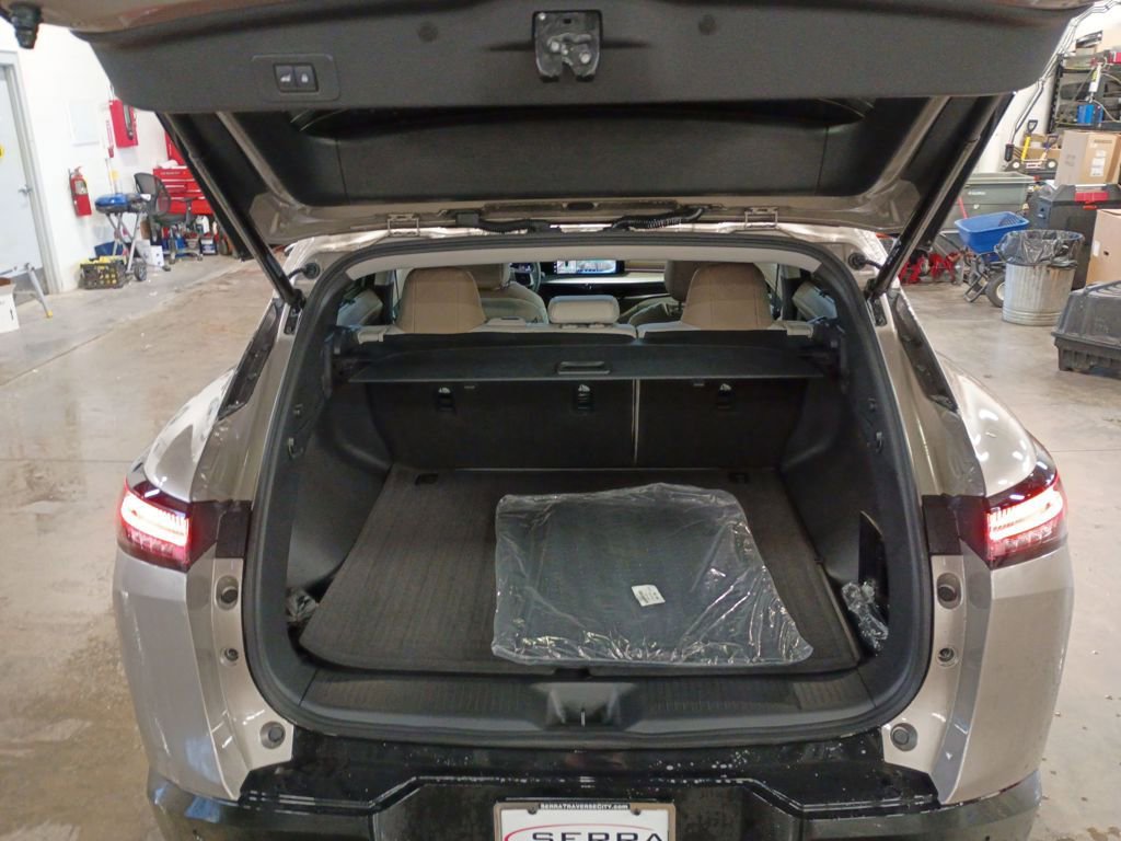 New 2026 Nissan Murano Platinum w/ Cargo Package image 17