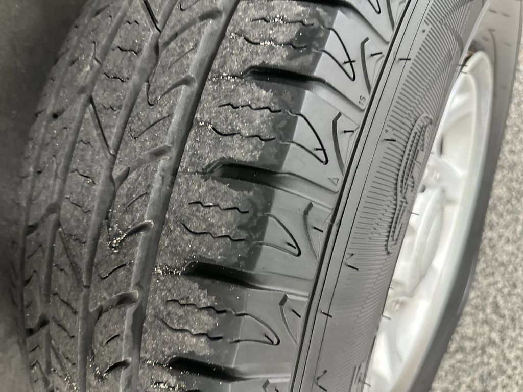 Used 2000 Ford Excursion XLT RWD image 26