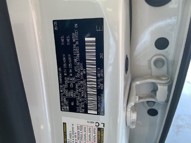 Used 2025 Lexus RX 350 Premium w/ Accessory Package FWD image 34