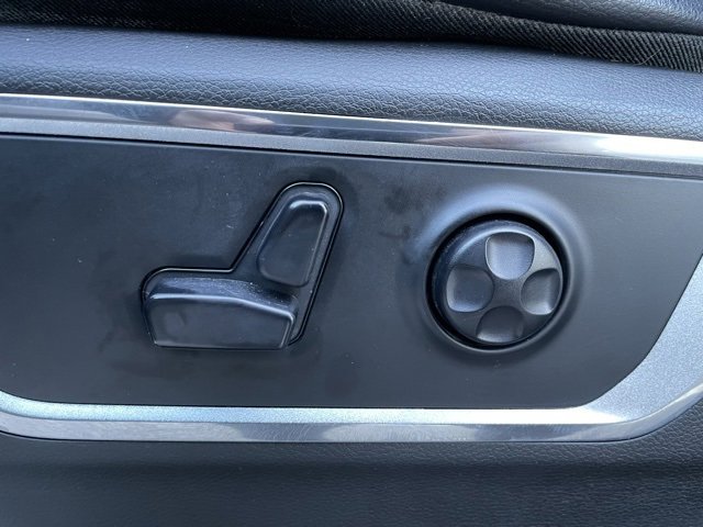 Used 2019 RAM 1500 Laramie image 10