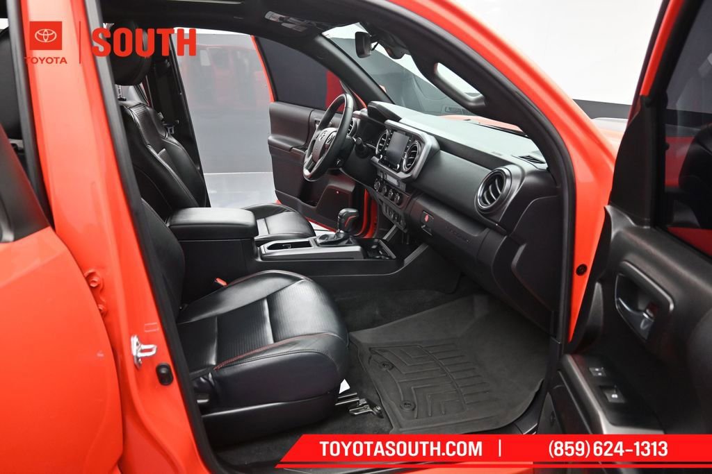 Used 2023 Toyota Tacoma TRD Pro AWD/4WD image 33