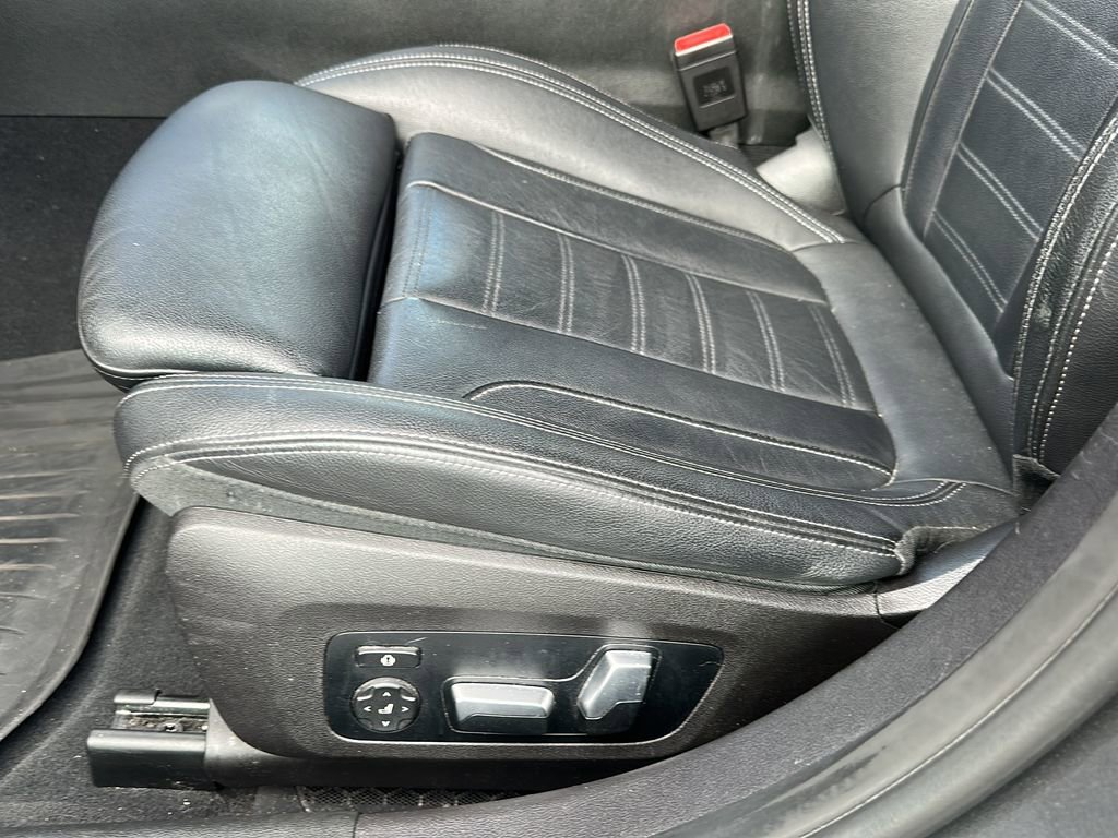 Used 2021 BMW 330i xDrive Sedan w/ Premium Package AWD/4WD image 15