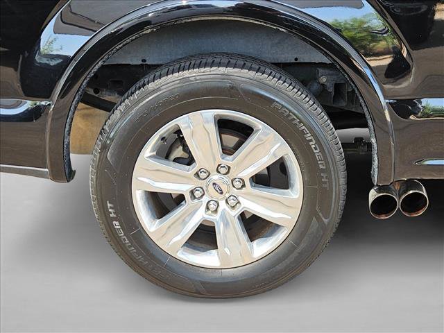 Used 2018 Ford F150 Platinum w/ Trailer Tow Package RWD image 19