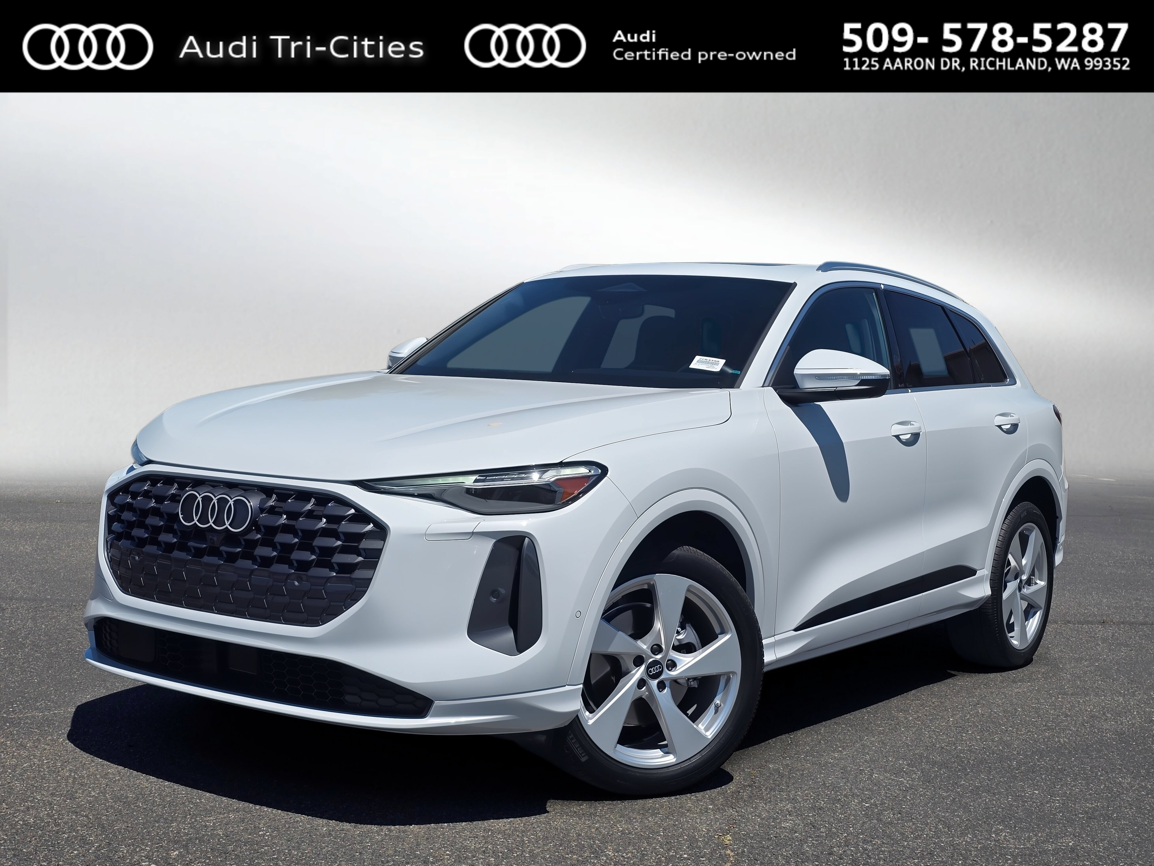 Certified 2025 Audi Q5 Premium Plus w/ Premium Plus AWD/4WD image 1