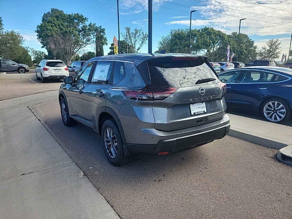 New 2026 Nissan Rogue S image 5