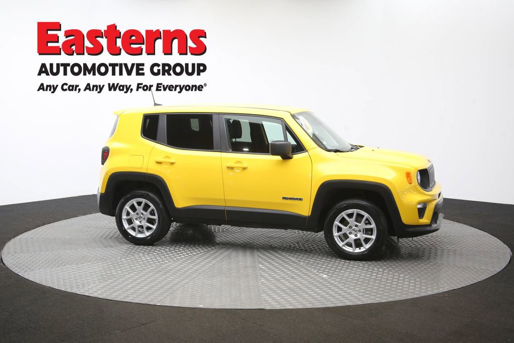 Used 2023 Jeep Renegade Latitude image 46