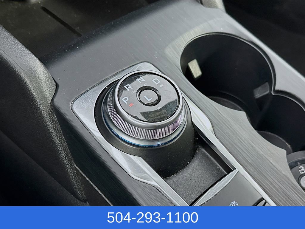Used 2022 Ford Escape SE image 18