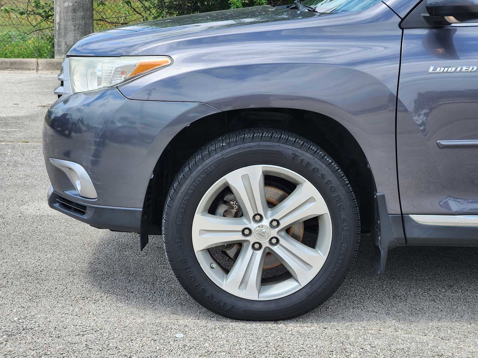 Used 2013 Toyota Highlander Limited FWD image 8