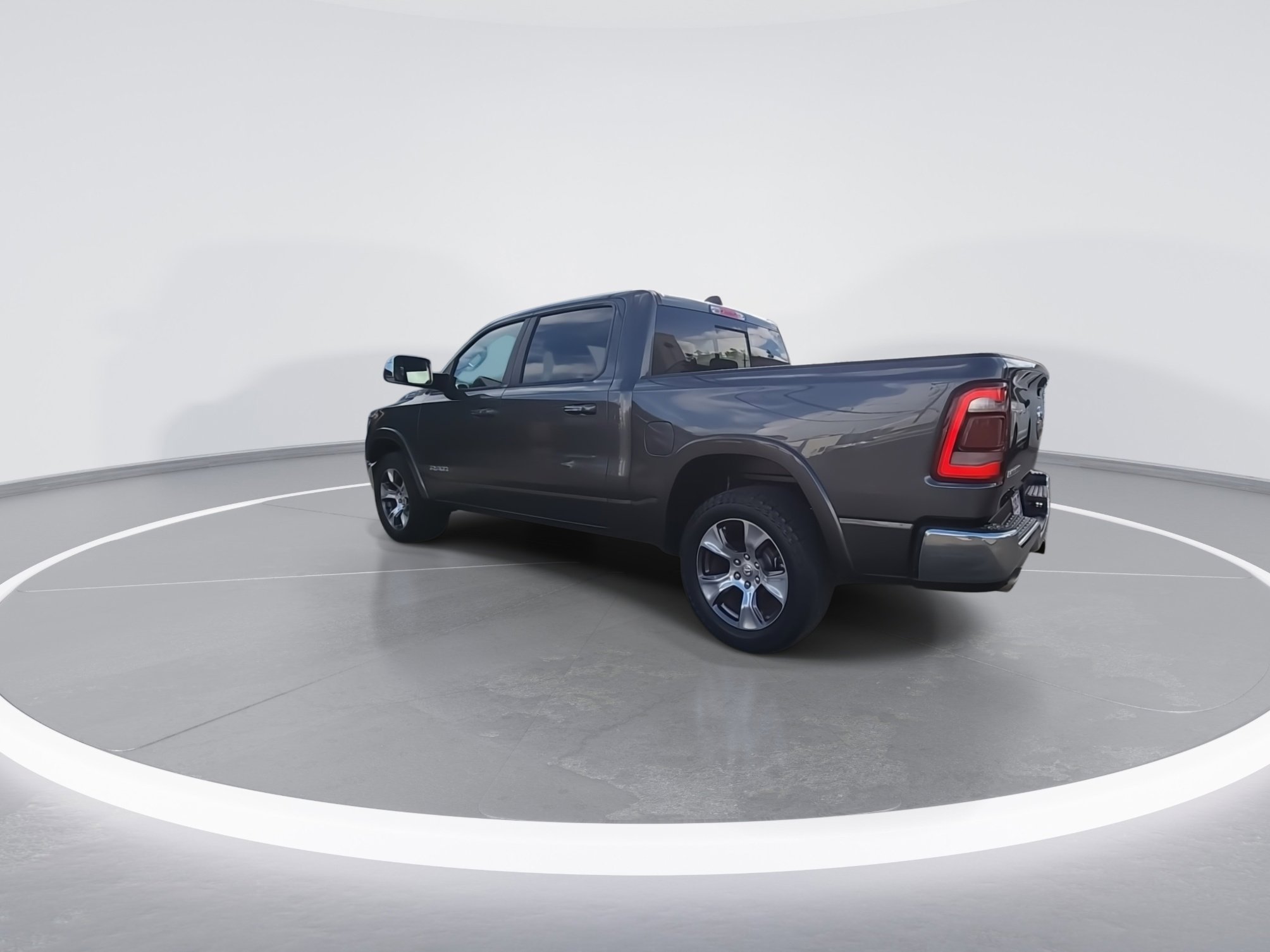 Certified 2019 RAM 1500 Laramie image 6