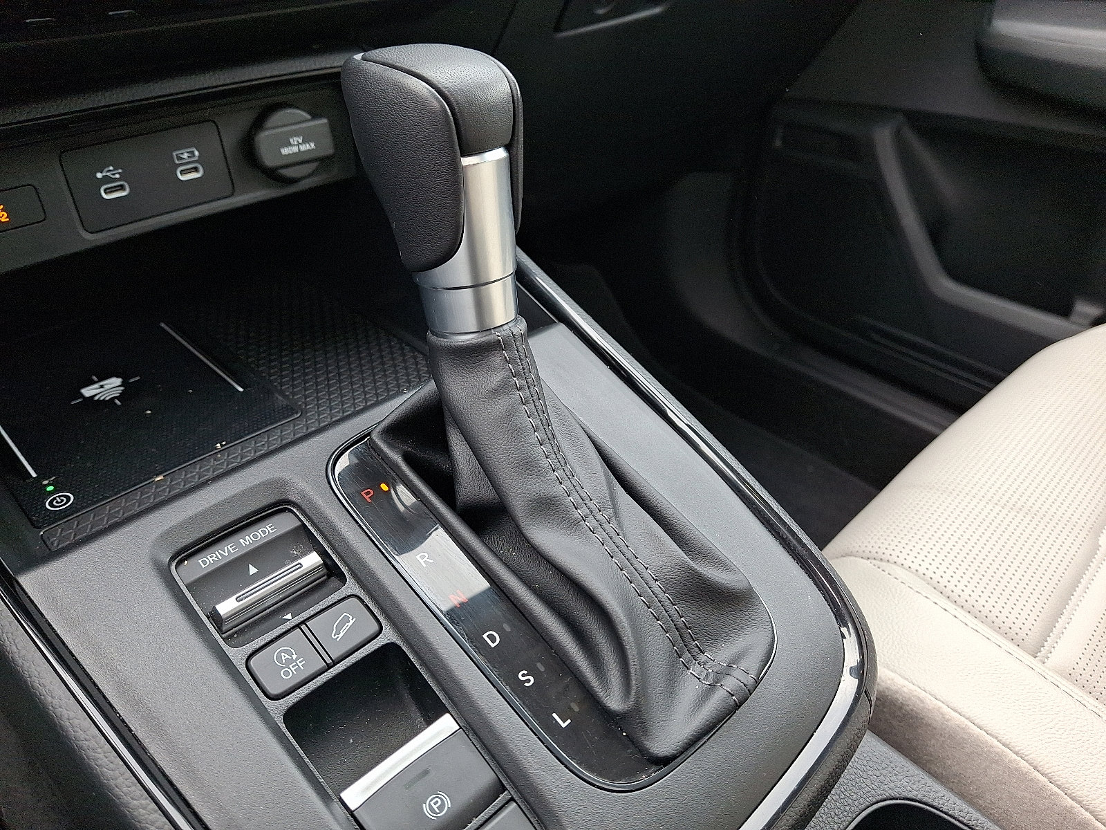 Certified 2026 Honda CR-V EX-L image 17