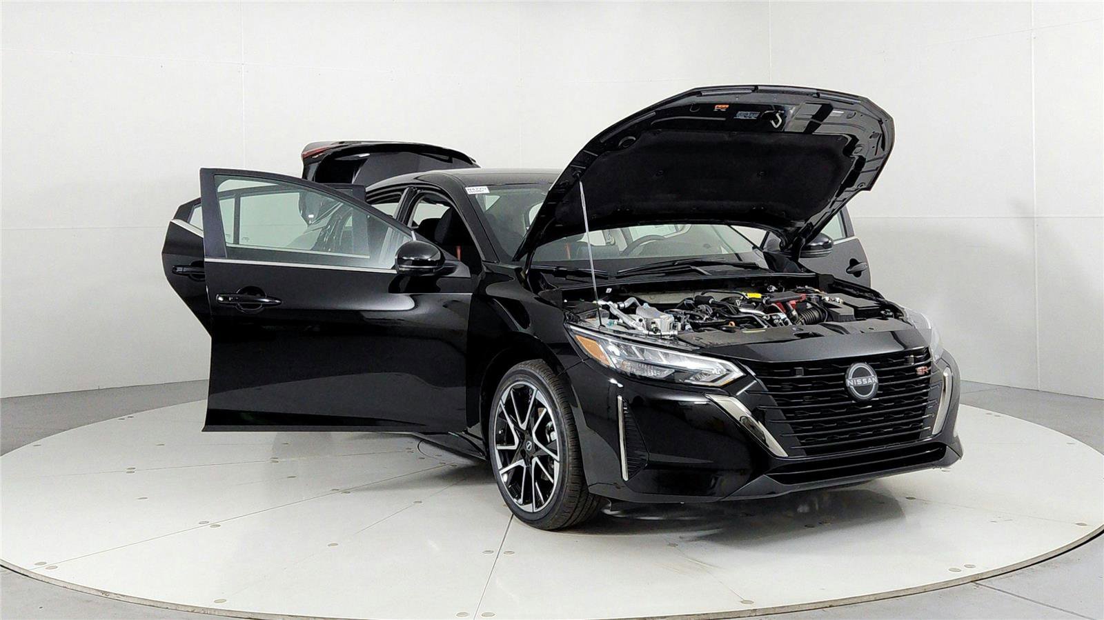 Used 2024 Nissan Sentra SR w/ Trunk Package FWD image 17