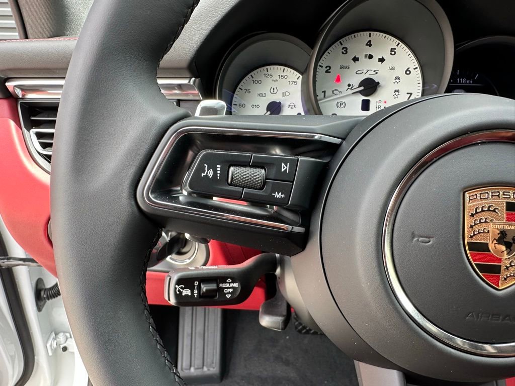 Used 2025 Porsche Macan GTS image 21