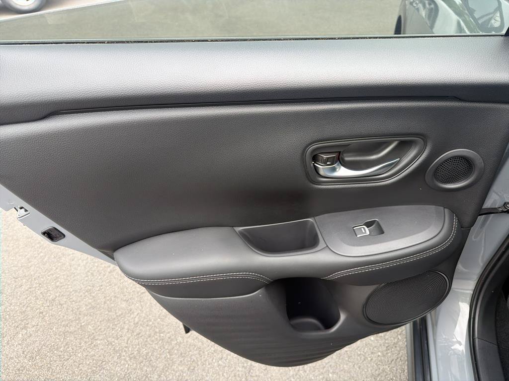 Certified 2025 Acura ADX AWD image 25