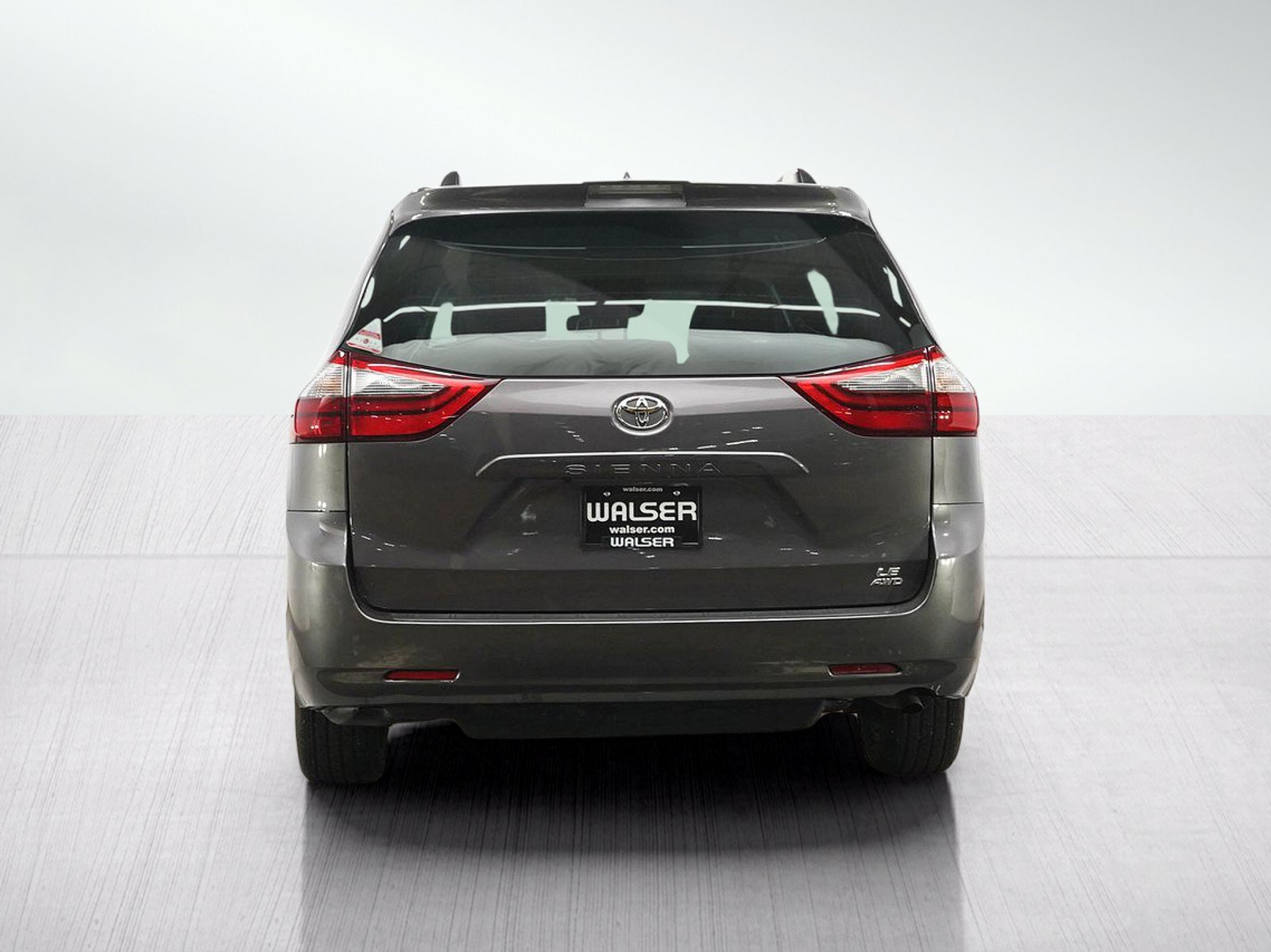 Used 2020 Toyota Sienna LE AWD/4WD image 4
