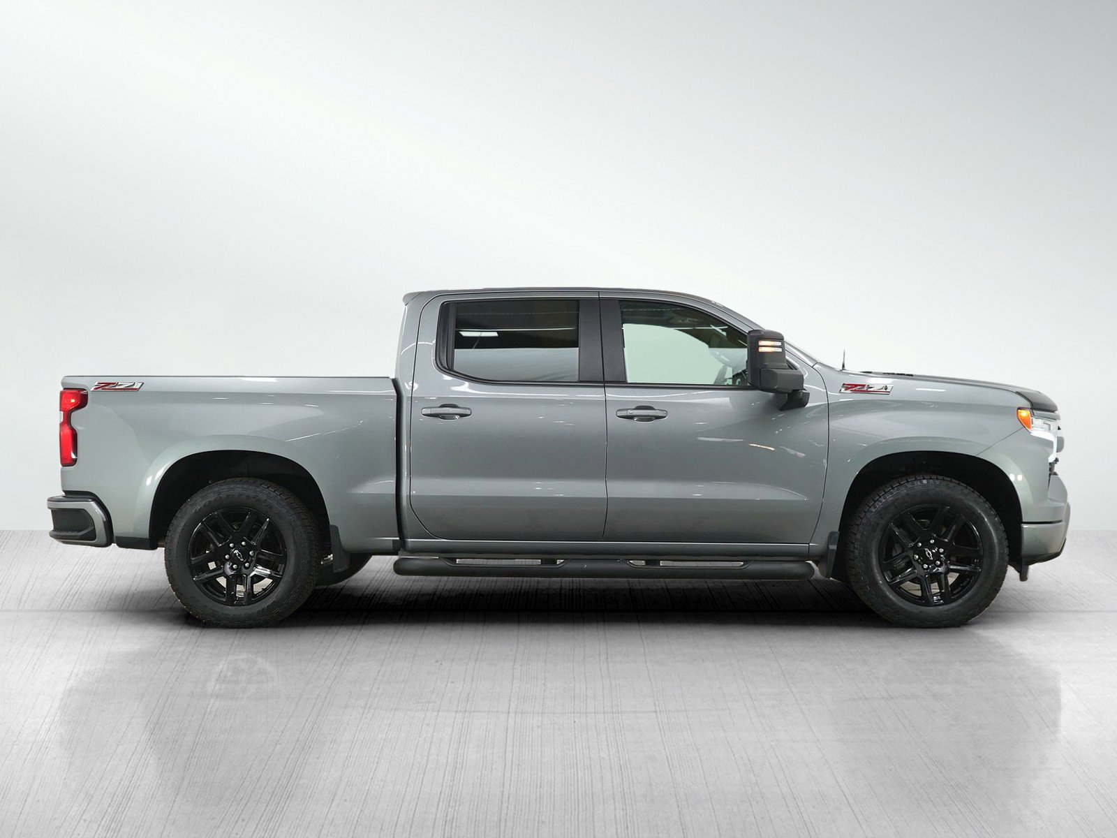 Used 2024 Chevrolet Silverado 1500 RST w/ Convenience Package II AWD/4WD image 6