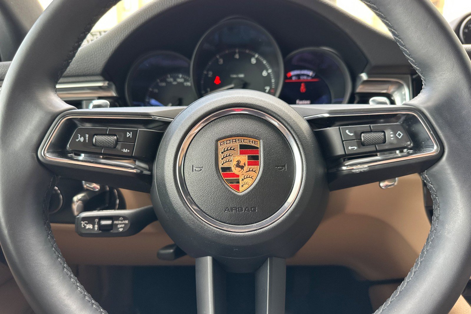 Used 2026 Porsche Macan AWD/4WD image 24