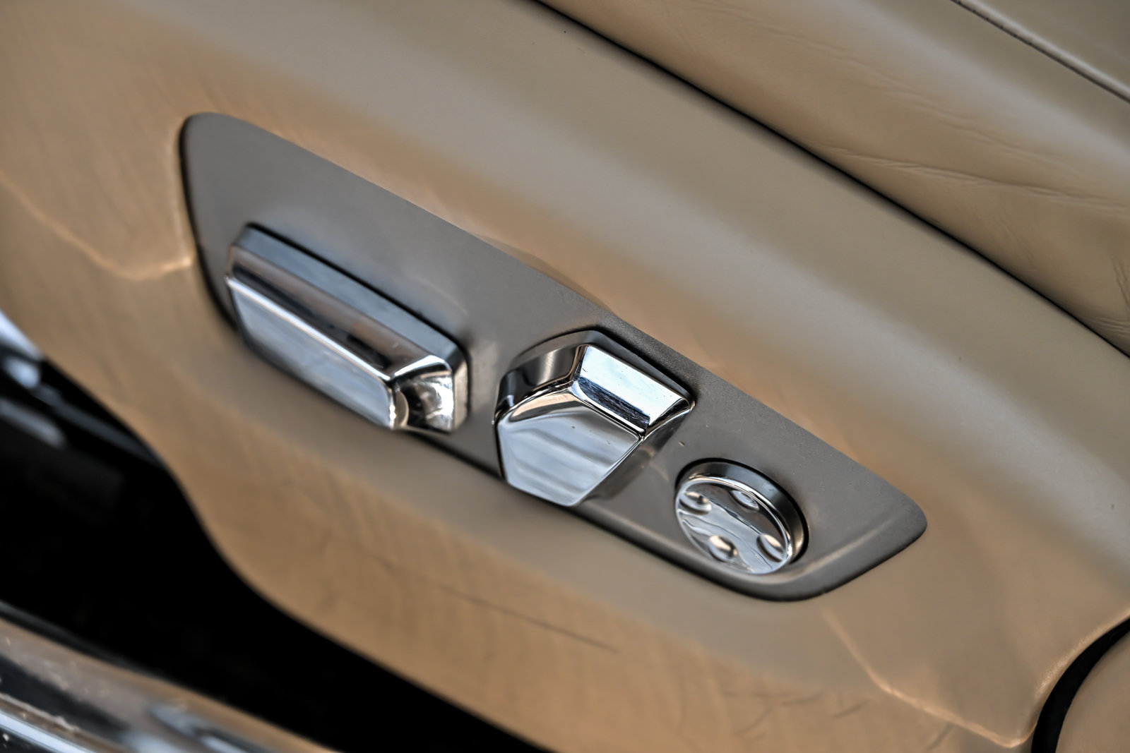 Used 2016 Rolls-Royce Wraith RWD image 29