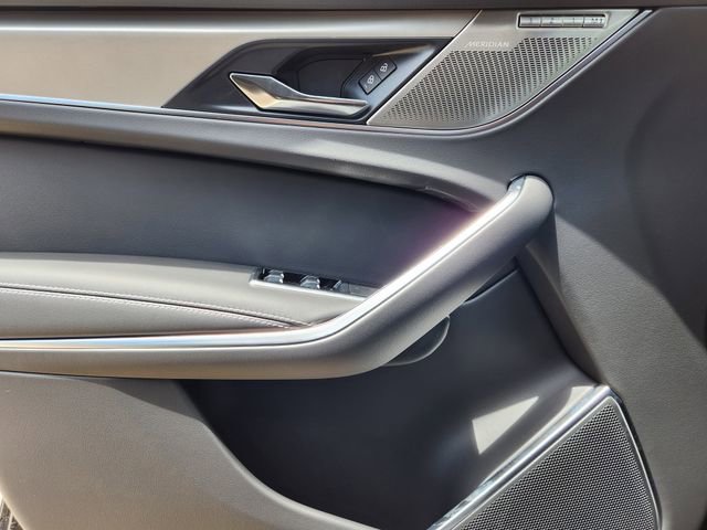 Used 2026 Jaguar F-PACE R-Dynamic S image 17