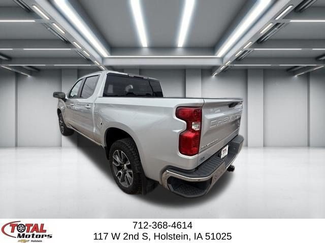 Used 2021 Chevrolet Silverado 1500 LT w/ Z71 Off-Road Package AWD/4WD image 5