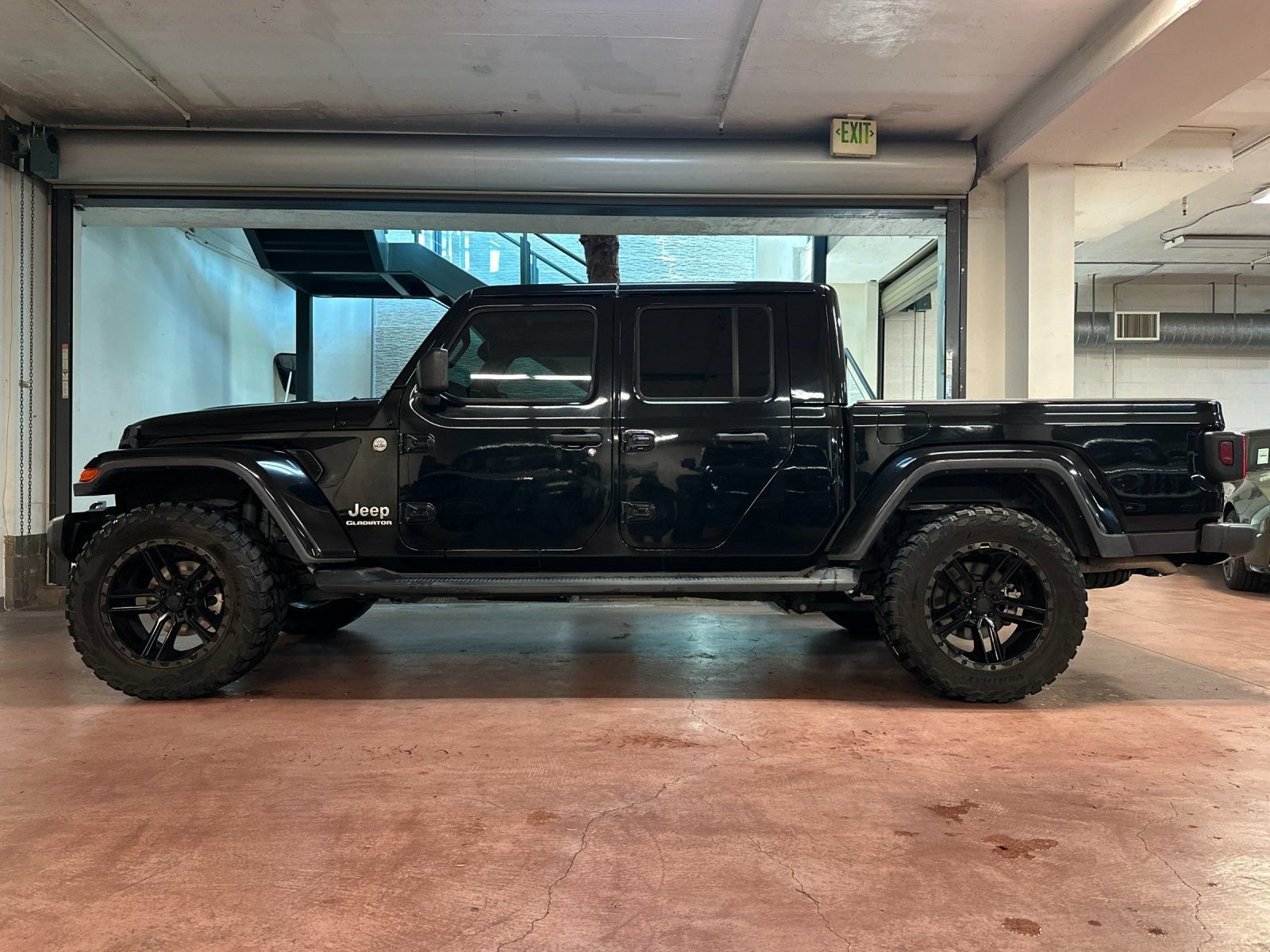 Certified 2021 Jeep Gladiator Overland w/ Popular Equipment Package AWD/4WD image 2