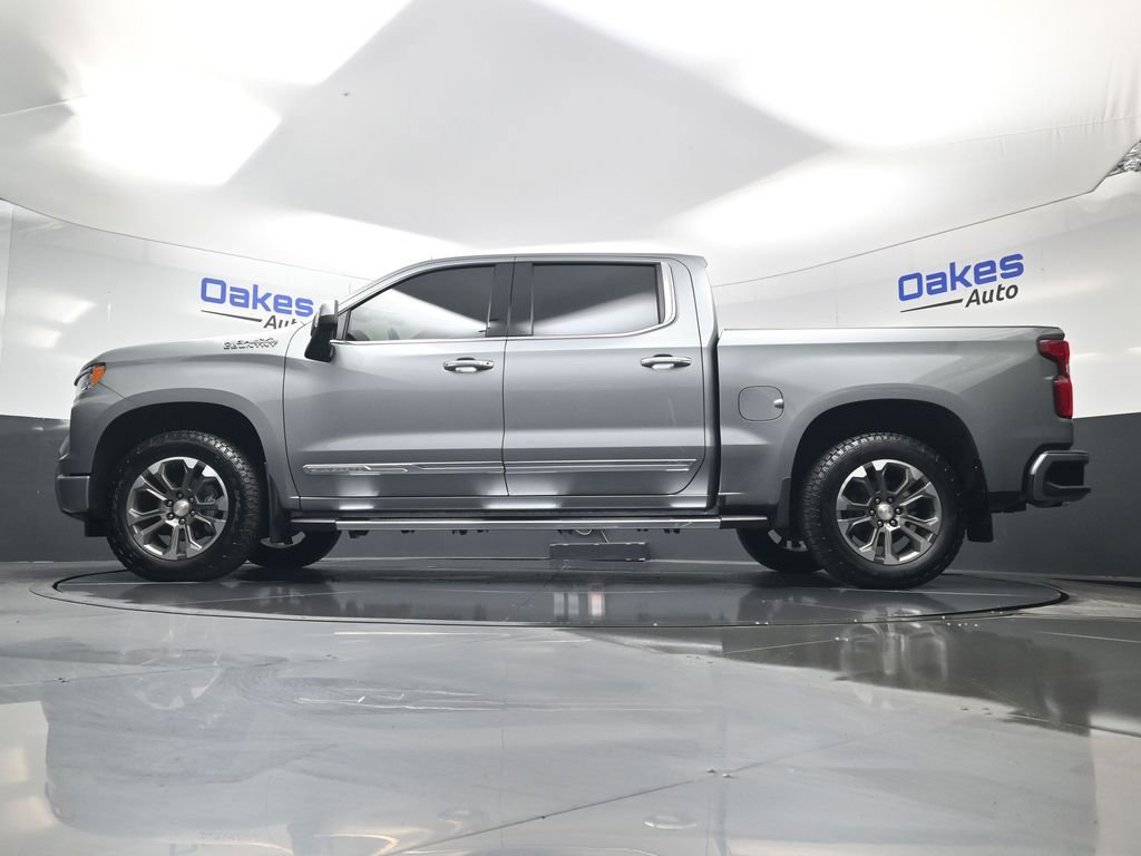 Used 2025 Chevrolet Silverado 1500 High Country w/ Technology Package AWD/4WD image 43