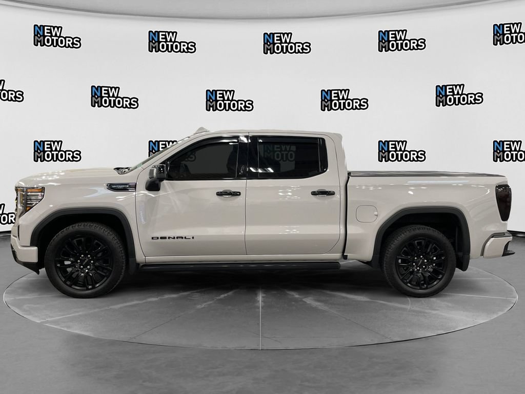 Used 2025 GMC Sierra 1500 Denali Ultimate AWD/4WD image 2