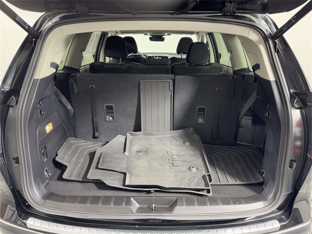 Used 2023 Subaru Ascent Premium w/ Convenience Package image 14