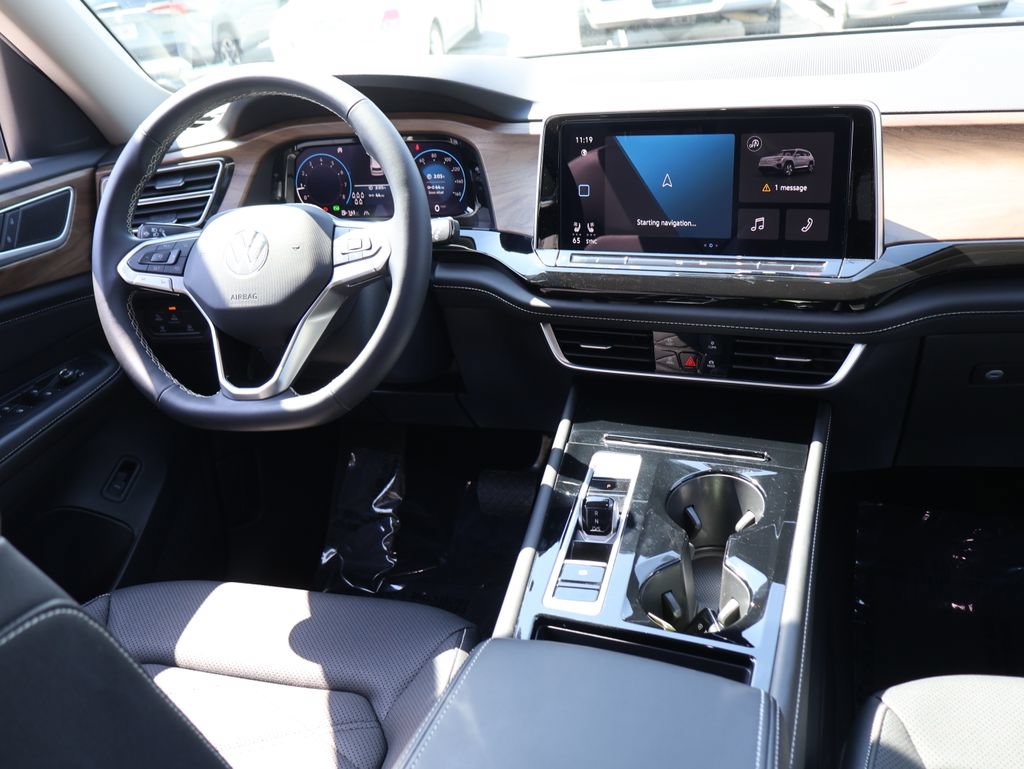 Used 2026 Volkswagen Atlas SE AWD/4WD image 13