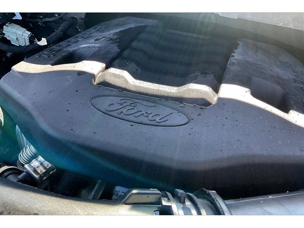 Used 2021 Ford F150 Lariat w/ Equipment Group 501A Mid image 34