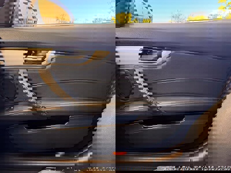 Used 2011 BMW Z4 sDrive30i w/ Premium Pkg image 23