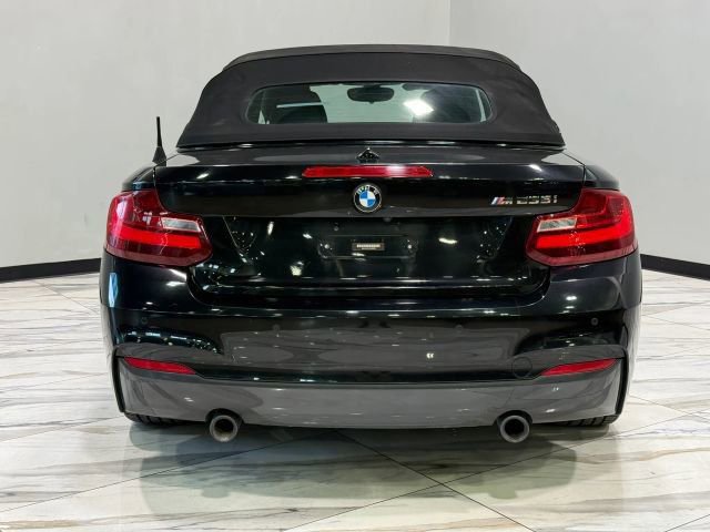 Used 2015 BMW M235i Convertible image 7