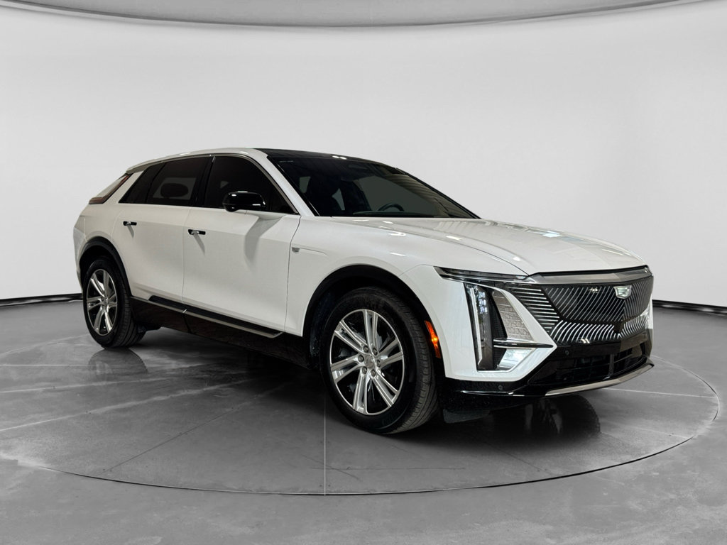 Used 2024 Cadillac Lyriq Tech AWD/4WD image 4