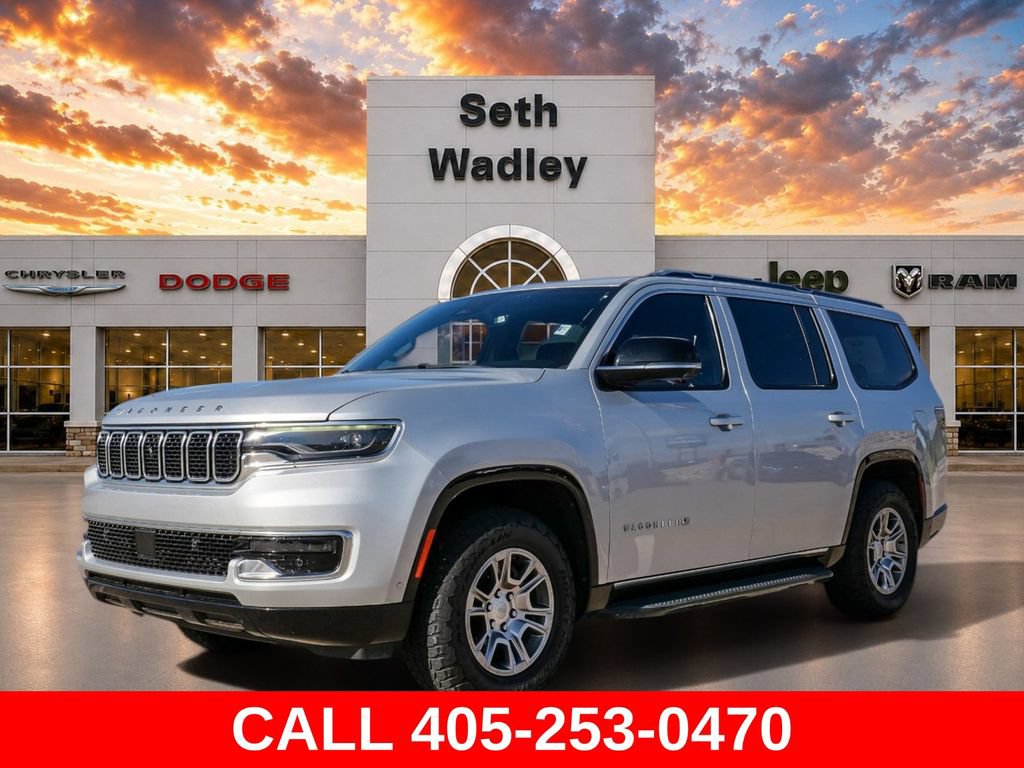 Used 2023 Jeep Wagoneer 4WD w/ Convenience Group I image 3
