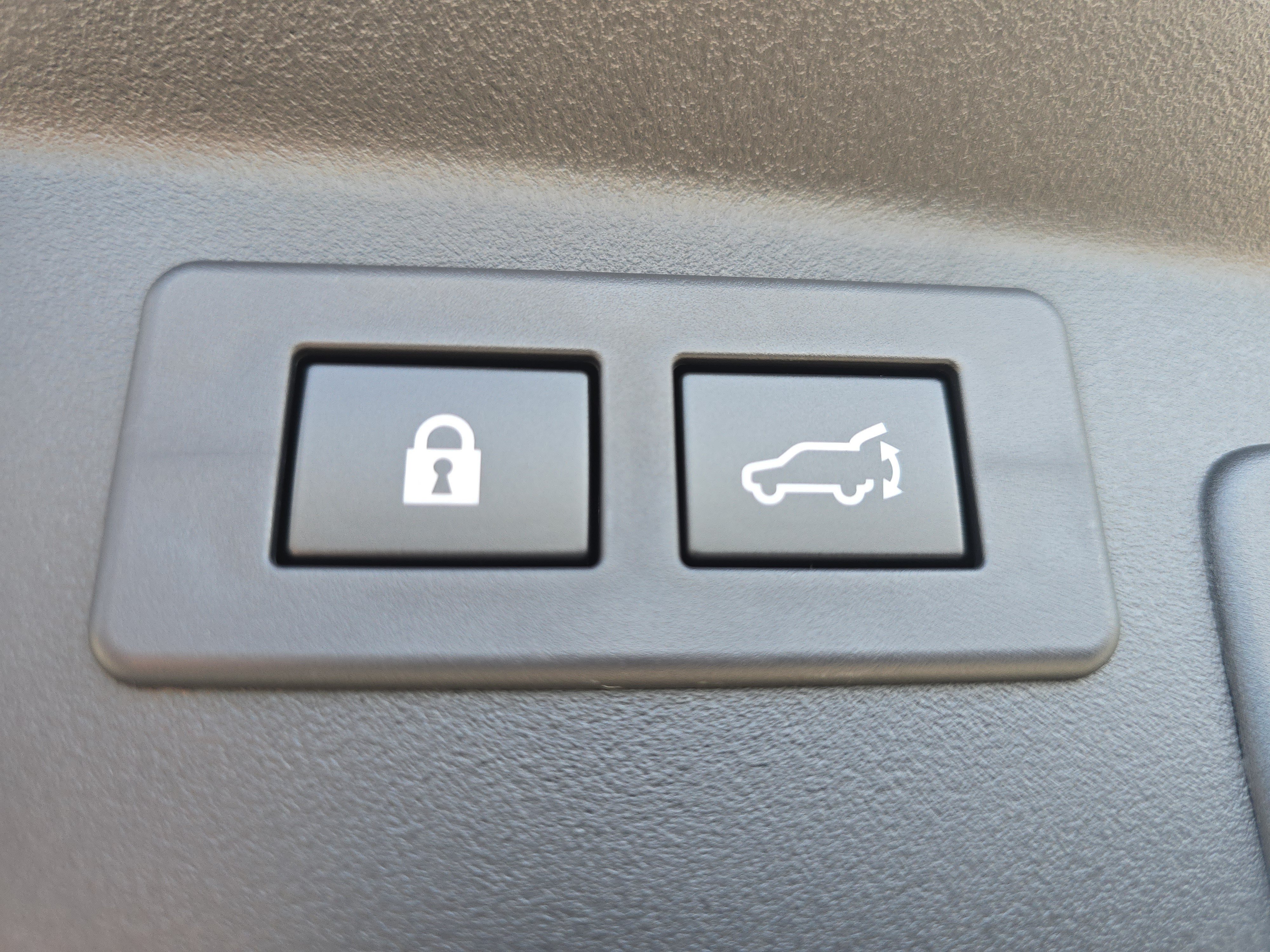 New 2026 Subaru Outback Limited AWD/4WD image 16