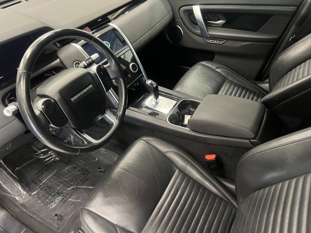 Used 2020 Land Rover Discovery Sport SE image 11