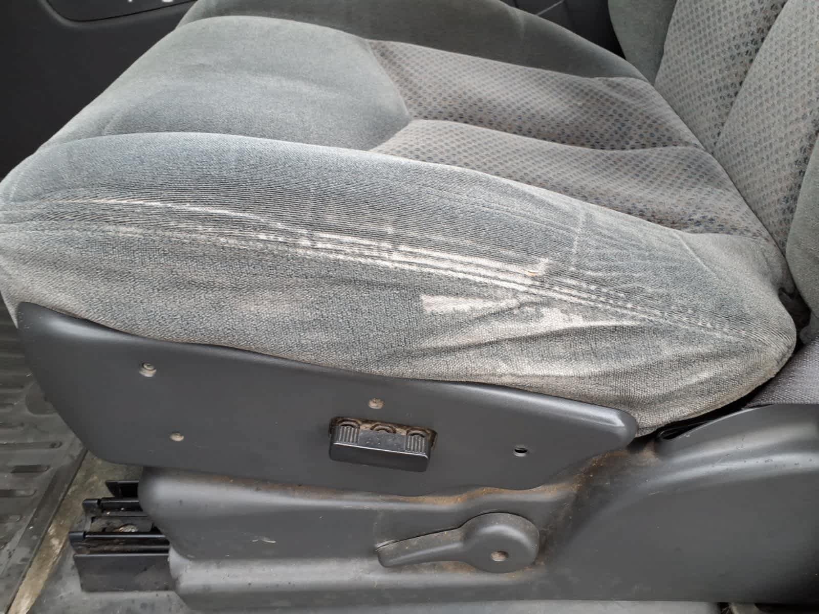 Used 2003 Chevrolet Silverado 3500 LS AWD/4WD image 13