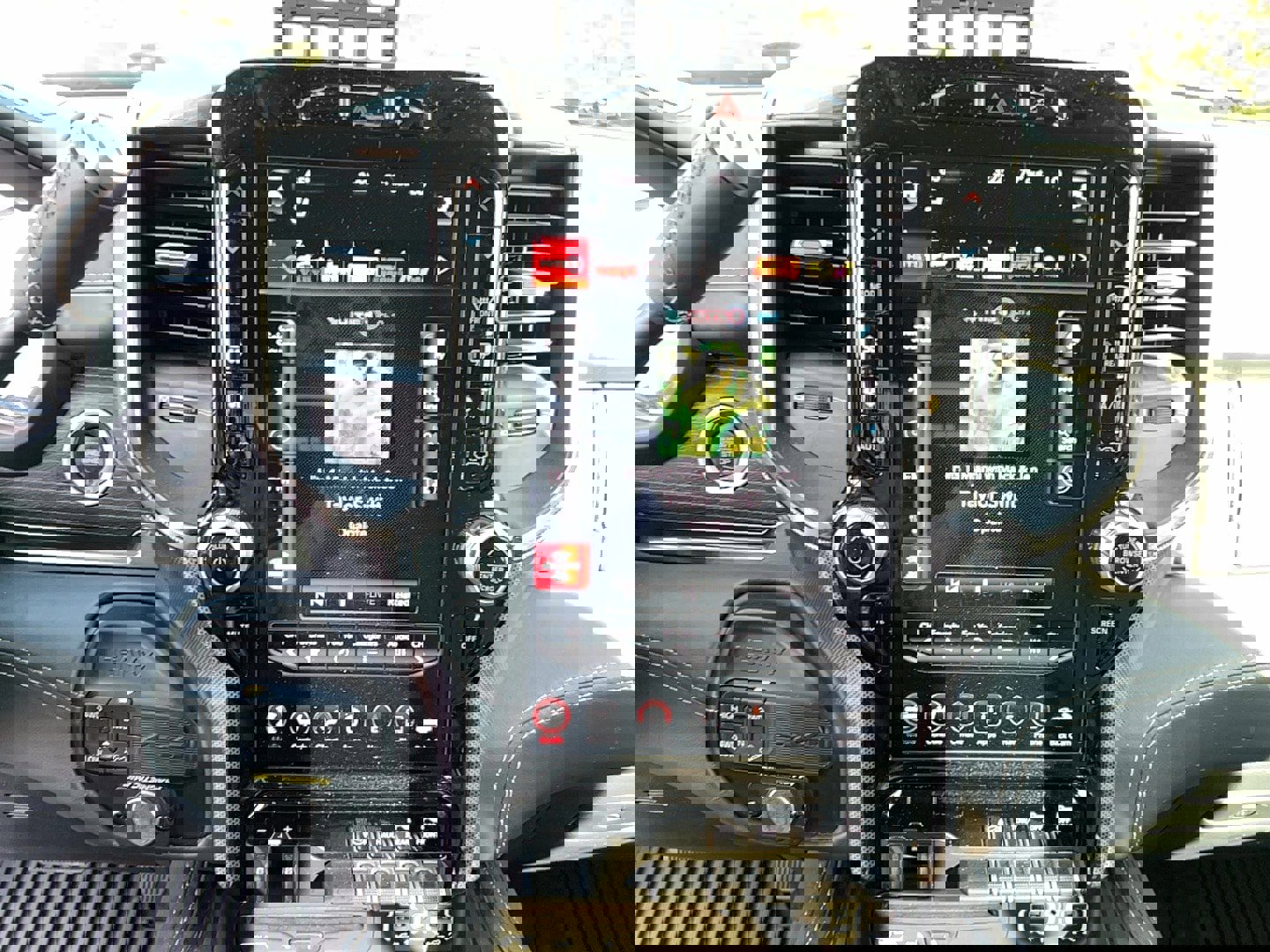 Used 2019 RAM 2500 Limited image 23