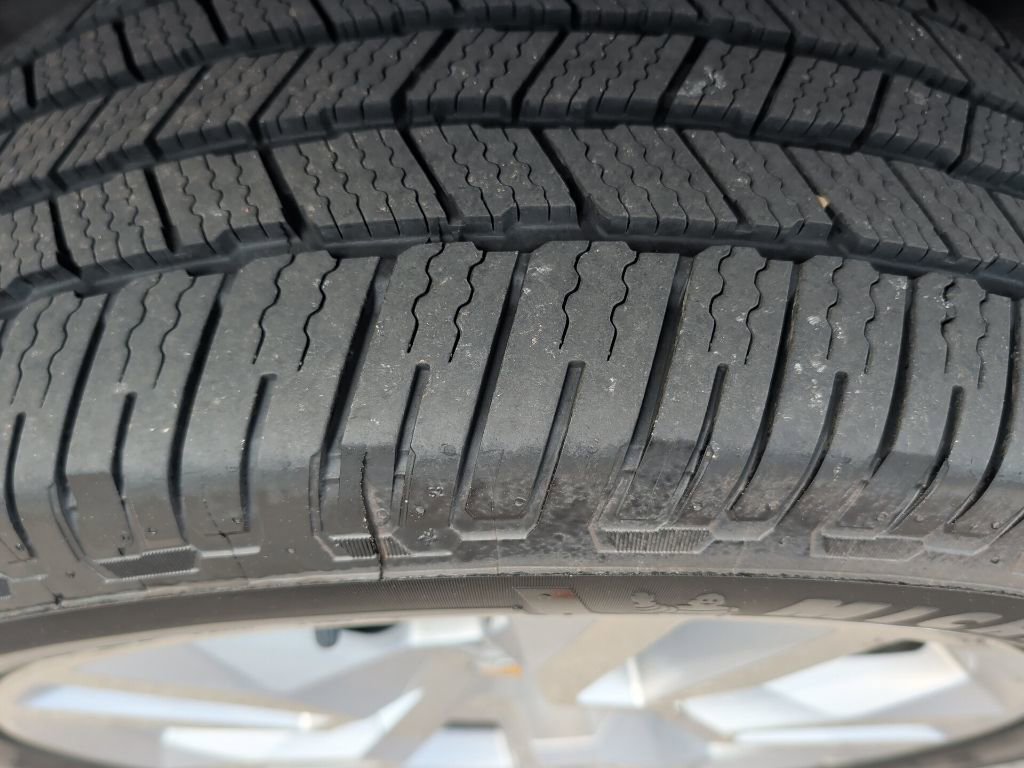 Used 2019 Chevrolet Suburban Premier AWD/4WD image 14