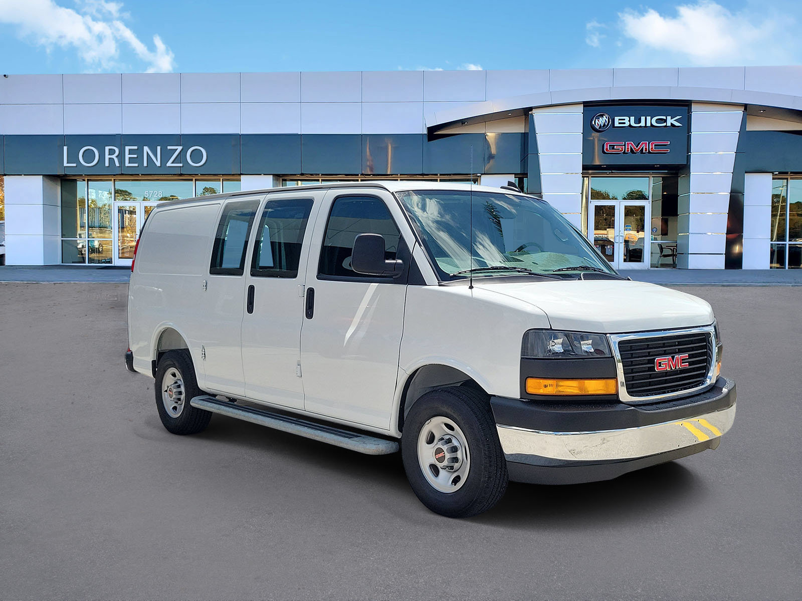 Used 2025 GMC Savana 2500 w/ Driver Convenience Package RWD image 3