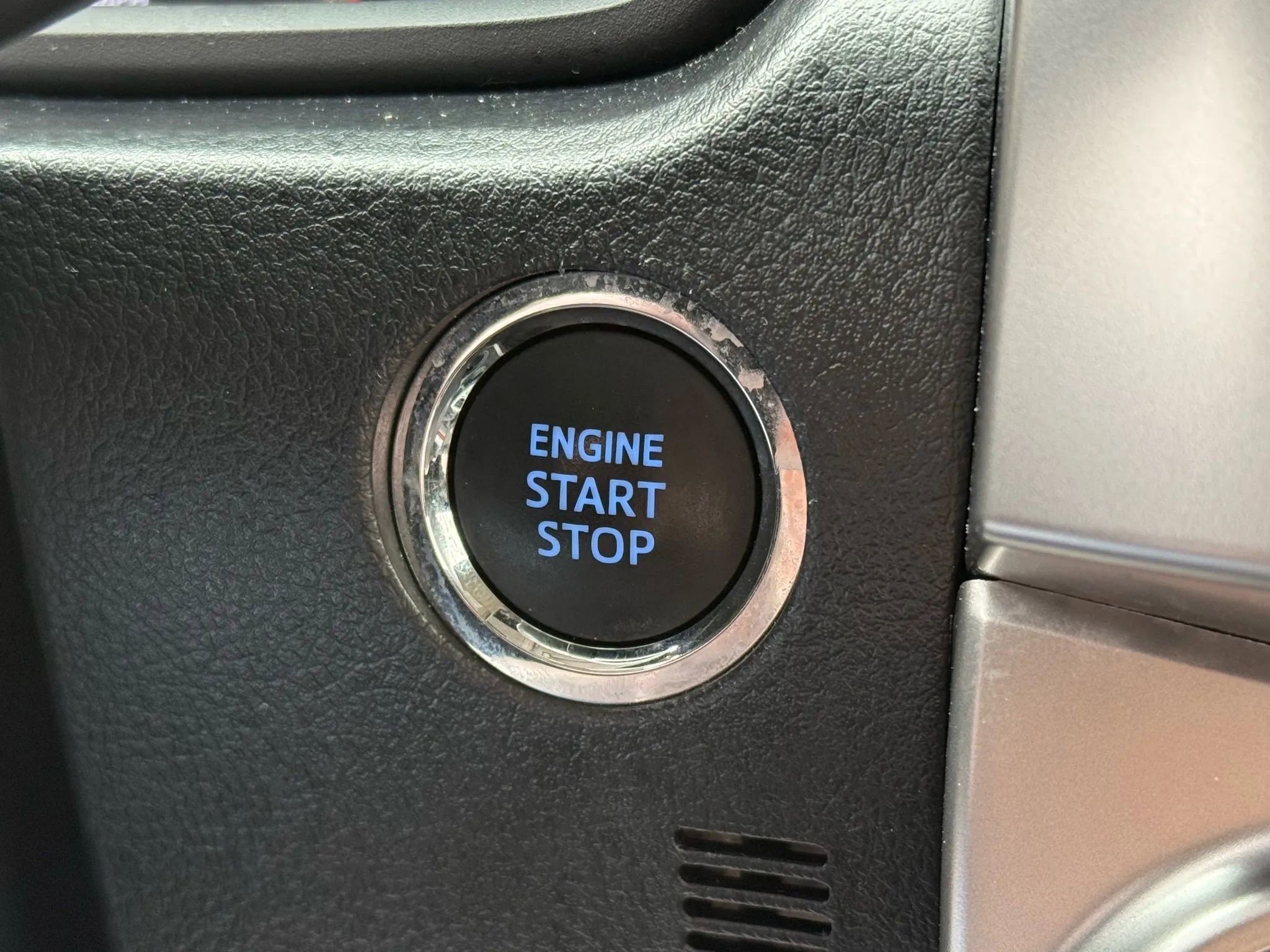 Used 2022 Toyota 4Runner SR5 image 43