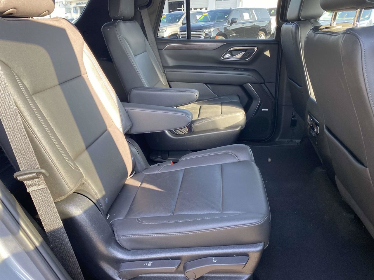 Used 2022 Chevrolet Tahoe LT AWD/4WD image 15