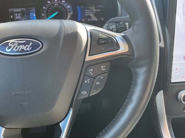 Used 2024 Ford Edge SEL image 16